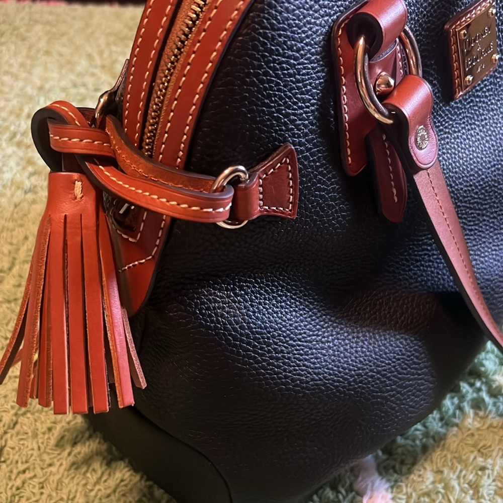 Dooney & Bourke Pebble Grain Black Leather Domed Satchel New W/O Tags - Picture 5 of 5